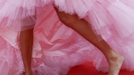 Масаж и хидрогимнастика облекчават подутите крака на бременните