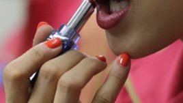 Пазете се от тези козметични грешки през летния сезон