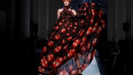 Jean Paul Gaultier с уникална колекция за пролет-лято 2018 (галерия)