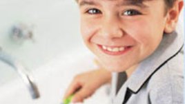 Грижи за първите зъби