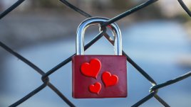 Как да се откъснете емоционално от любовно разочарование?