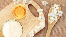 Как да ползвате кисело мляко за здрава коса