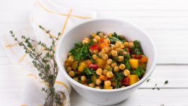 Италианска салата с нахут