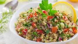 Супервитаминозна салата с киноа