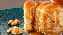 Гръцки кекс с меден сироп и орехи
