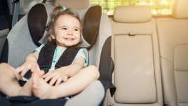 Как да монтирате правилно детско столче за кола