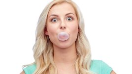 Защо дъвченето на дъвка на празен стомах може да е опасно