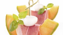 Хапки с бейби моцарела и прошуто