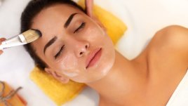 Изсветляваща маска с витамин C