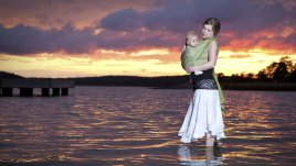 Ползите от слинг шаловете