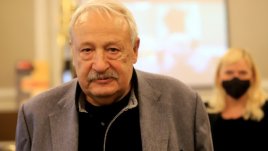 Почина Иван Гарелов