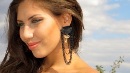 Какви бижута да изберете за предстоящите празници?