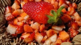 Ягодово-шоколадов сладкиш без брашно