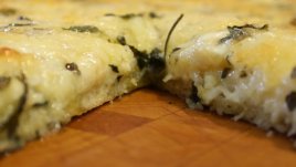 Пица с 4 вида сирена