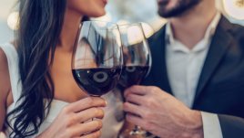 Как да го накарате да ви покани на среща?