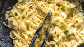 Лингуини със сметана и пармезан