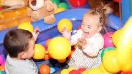 30 бебчета станаха шампиони в първия „Шампионат за пеленачета“