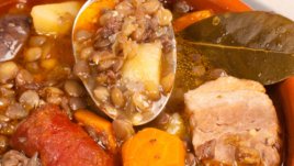 Леща със свинско