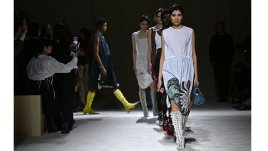 Ярки цветове и красиви акценти от Prada за есен-зима 2026-2027 (+Снимки)