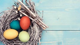 Как да боядисаме яйцата с натурални съставки