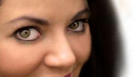 Световният бестселър „Гореща кръв“