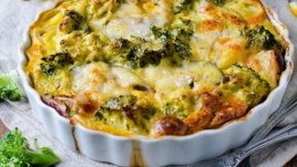 Броколи с ориз на фурна 