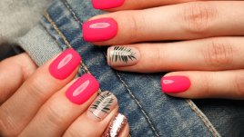 Маникюри в ярки цветове за всяка зодия