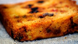 Кекс със сушени плодове