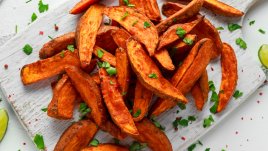 Печени сладки картофи с паприка 