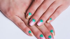 Маникюри с пролетно настроение