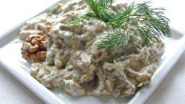 Разядка с патладжан и орехи