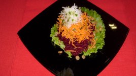 Пъстра есенна салата