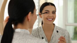 Защо да ползваме серуми за мигли и вежди 