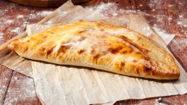 Калцоне с риба тон