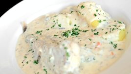 Риба тон с картофи и сметана