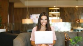 Мисъл на деня за...  това, което трябва да бъдем