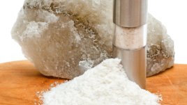 Английската сол – неочакваните употреби в дома и градината