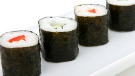 Какво съдържа традиционната рецепта за суши?