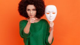 5 признака, че имате токсична връзка със себе си