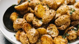 Печени картофи с пармезан и чесън