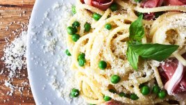 Паста с прошуто и грах