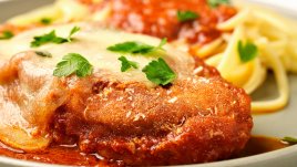 Пиле с пармезан и моцарела