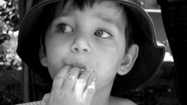 По 5 пъти дневно децата вбесяват майките си с претенции за яденето