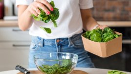 Какво се случва, ако прекалите с листните зеленчуци?