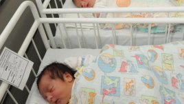 В Горна Оряховица размениха две бебета