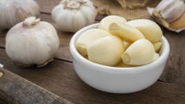 Домашен шампоан с чесън против косопад 