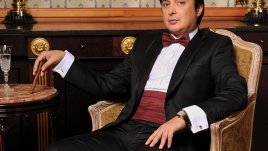 Васил Петров превръща зала 1 на НДК в Лас Вегас