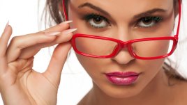 Явни знаци, че той крие нещо от вас