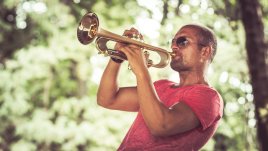 Боби Вълчев с джаз турне в България