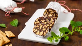 Сладък салам с шоколад и масло